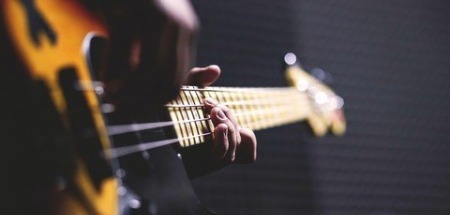 Udemy Learn To Play Bass: Beginner Masterclass TUTORiAL